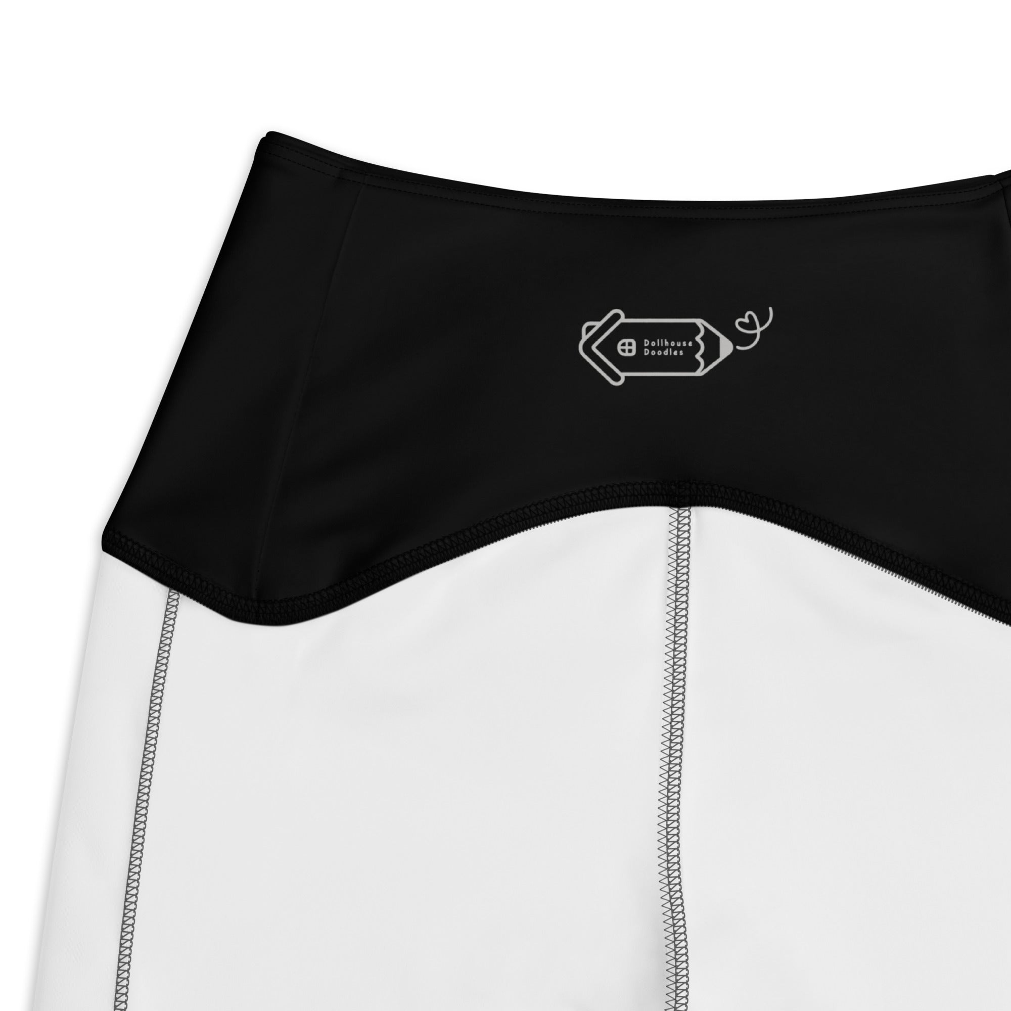 RECYCLED High Waist Pocket Leggings - 'Diamond Skulls'