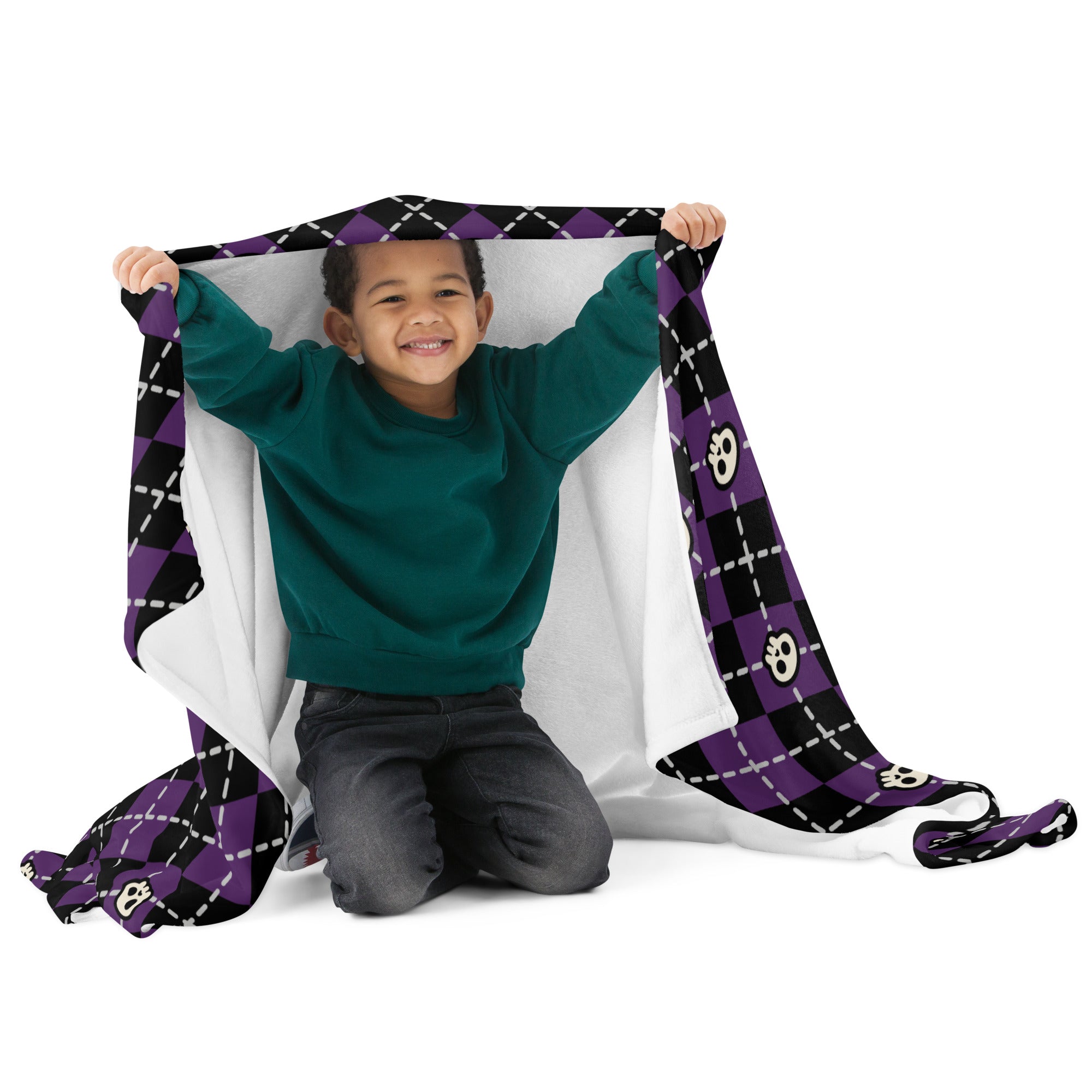 Silky Soft Snuggle Blanket - 'Diamond Skulls'