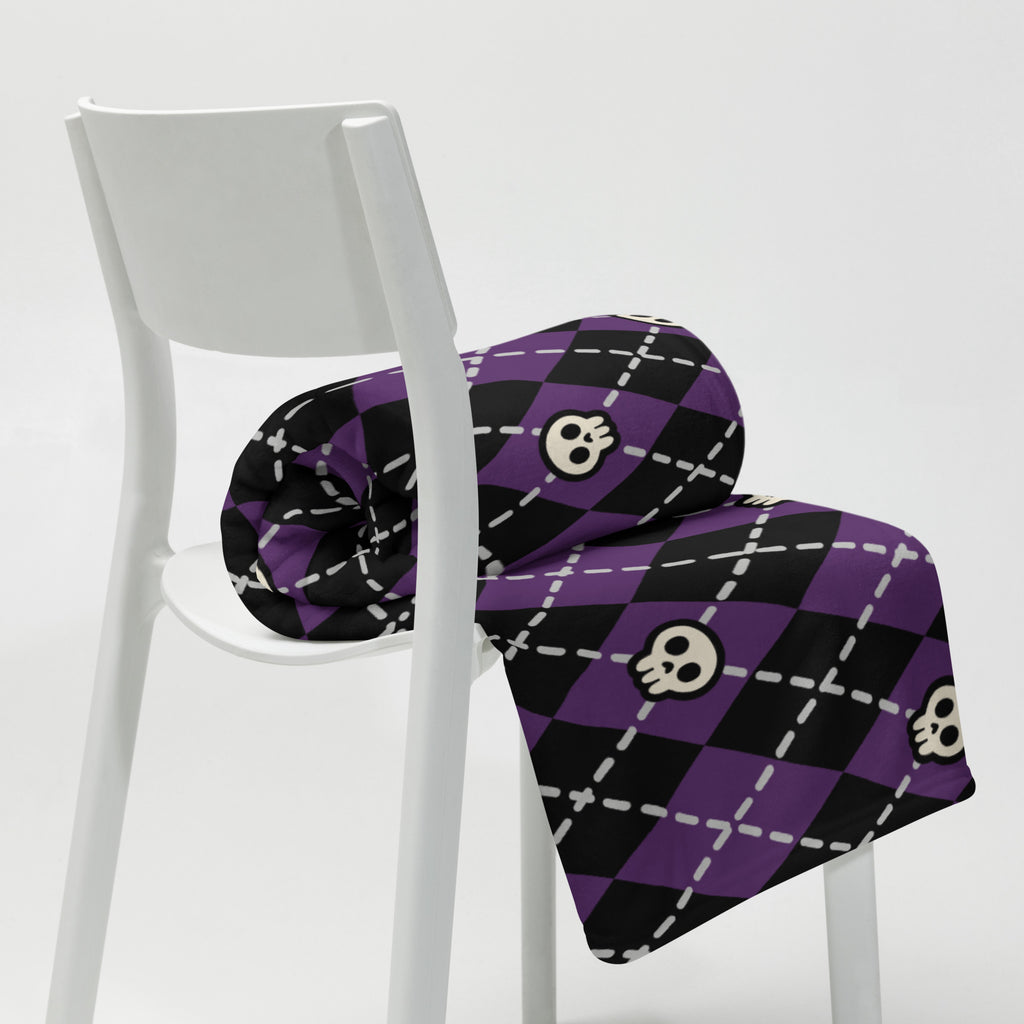 Silky Soft Snuggle Blanket - 'Diamond Skulls'