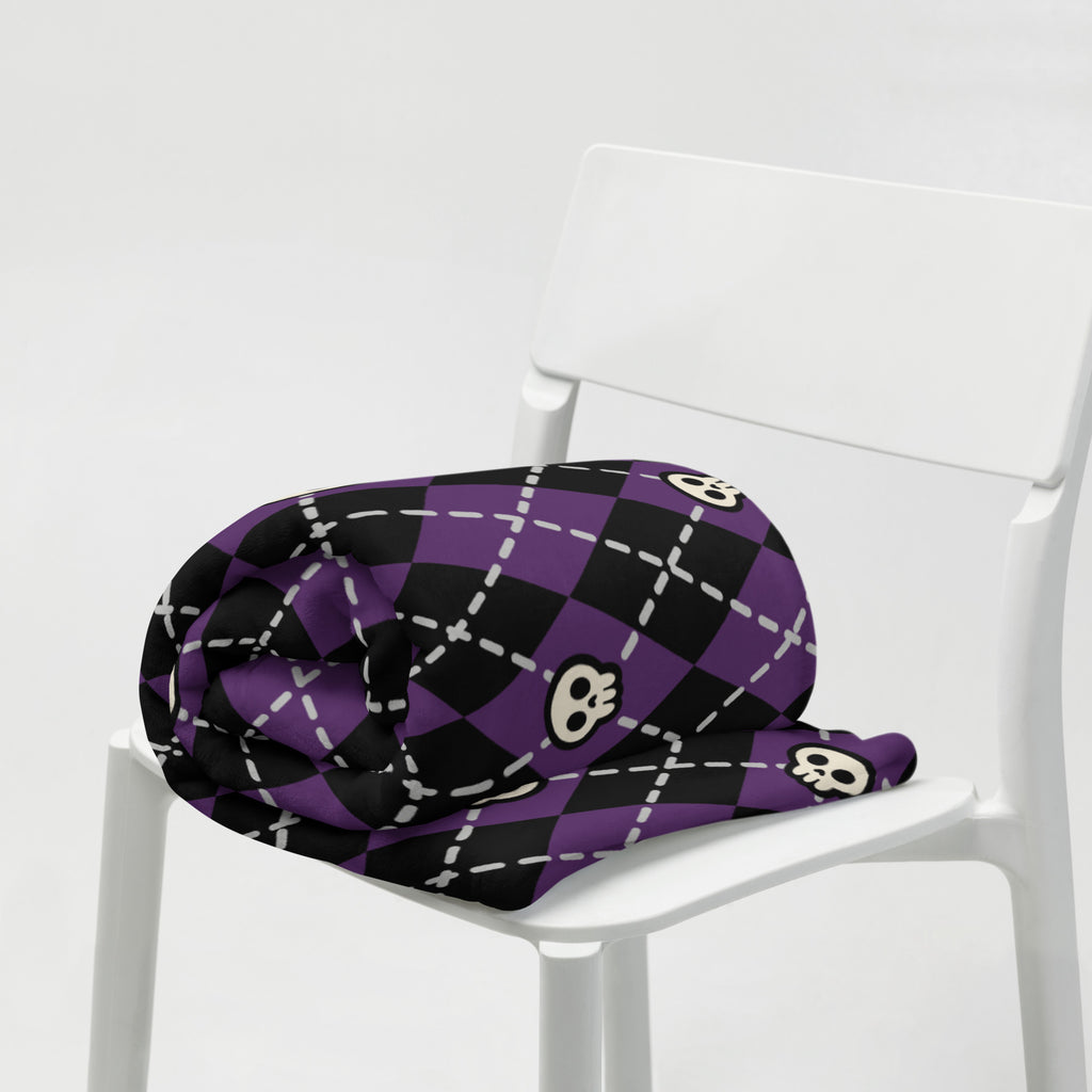 Silky Soft Snuggle Blanket - 'Diamond Skulls'